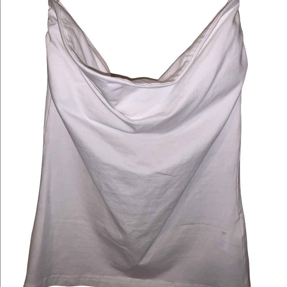 White sleeveless shirt